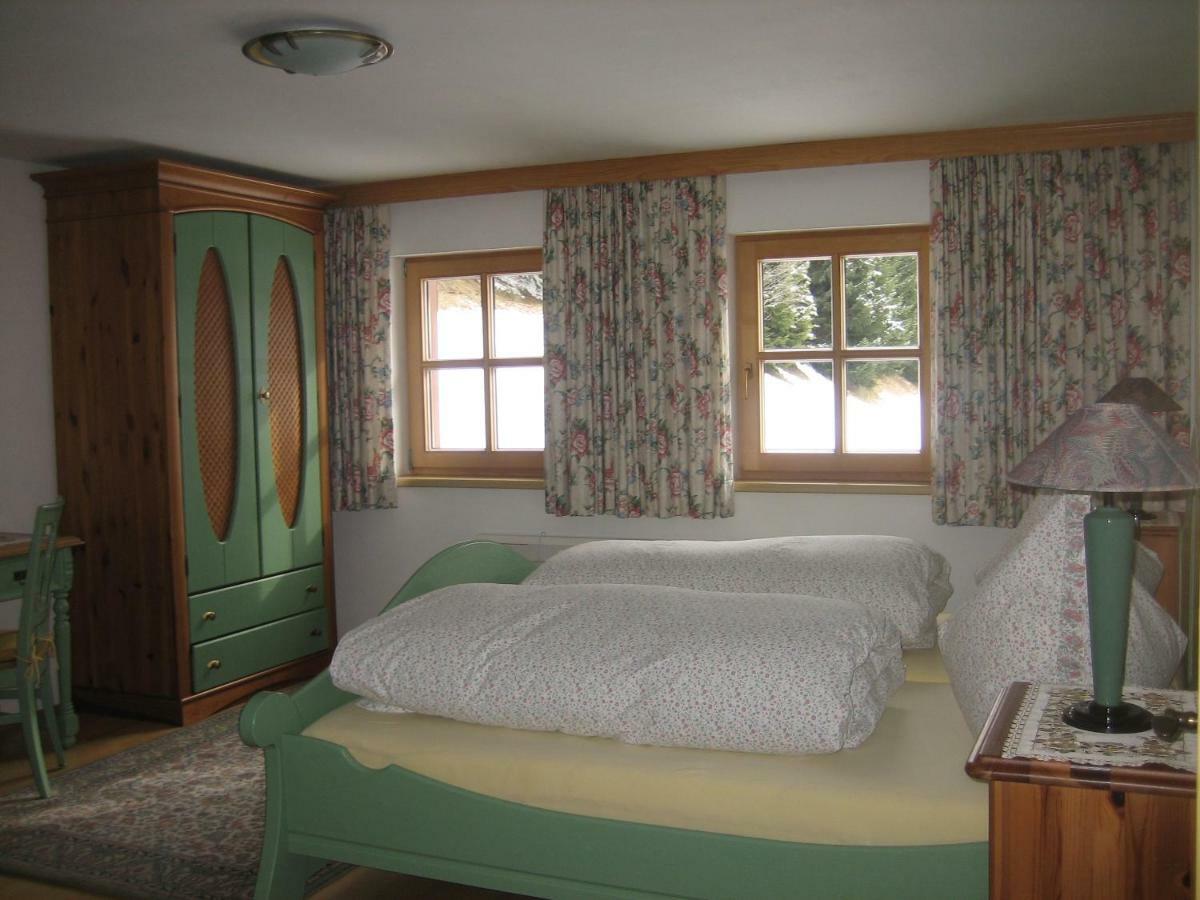 Ferienhaus Ebnerle 海利根布卢特 外观 照片